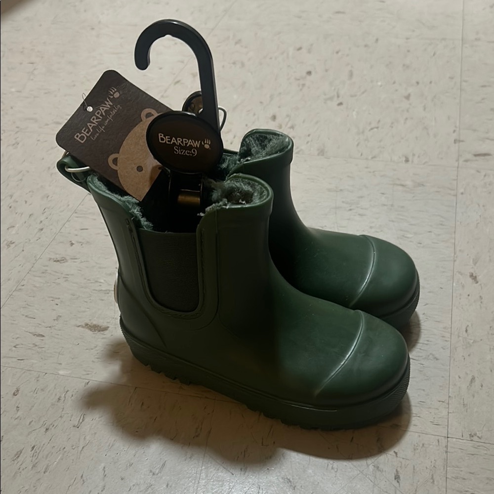 Brand New: BearPaw Green Rain/Snow Boots with Fleece Lining